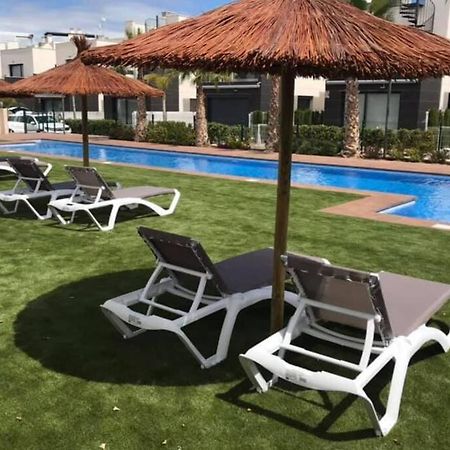 Fun Holiday Apartment Punta Prima Torrevieja Eksteriør billede
