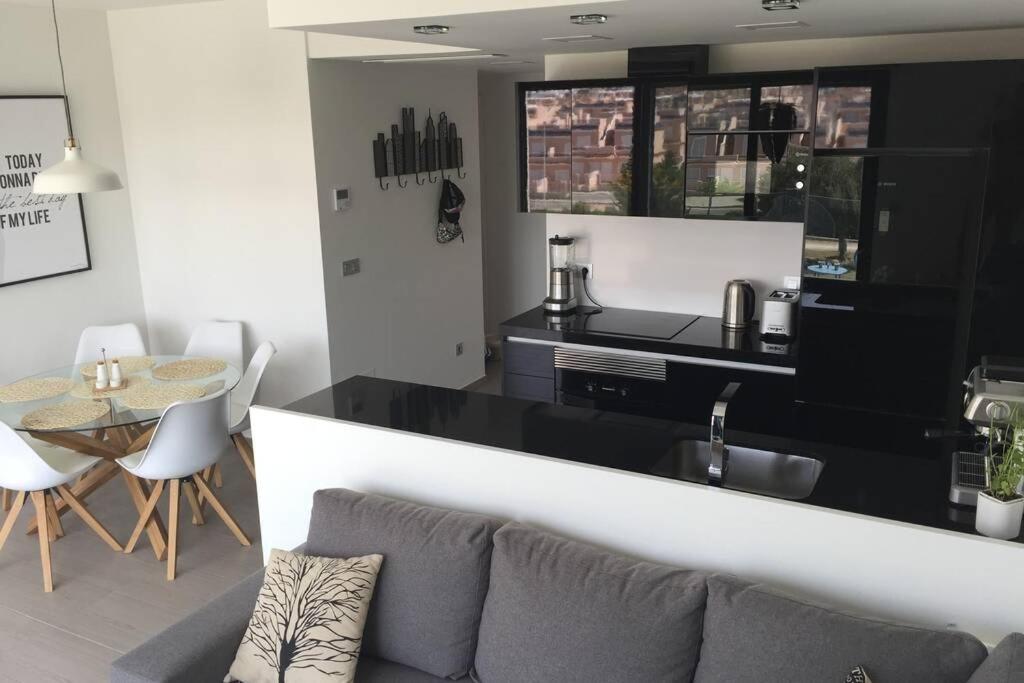 Fun Holiday Apartment Punta Prima Torrevieja Eksteriør billede
